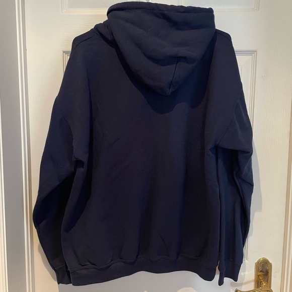 VANCOUVER HOODIE - Picture 3 of 3